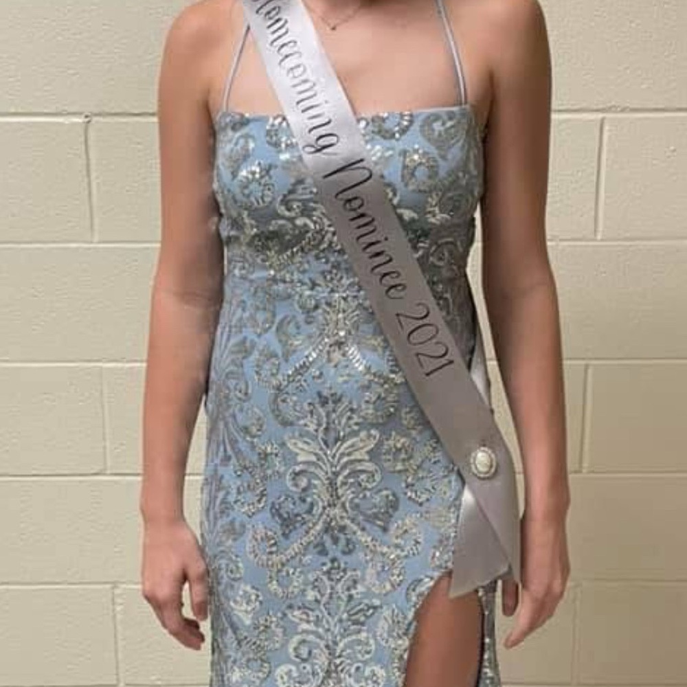 Homecoming dress lace up back